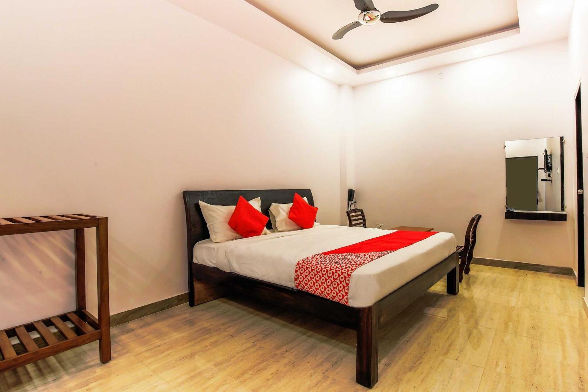 Hotel O The Velvet Chinhat Tiraha Экстерьер фото